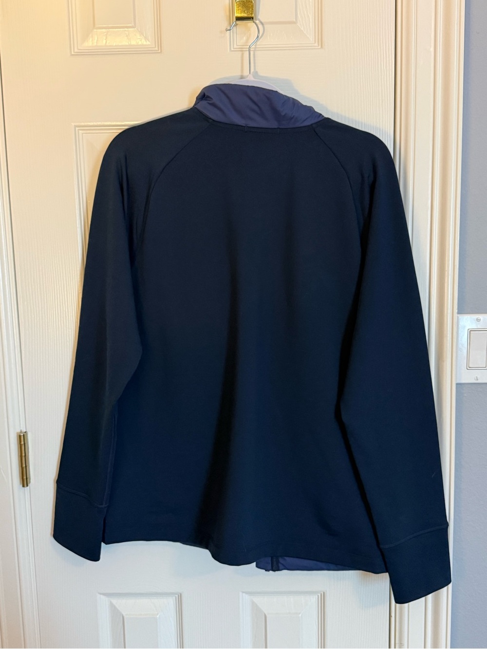 Smartwool Men's Navy Blue Quilted Jacket with Color-Trim - Picture 3 of 5